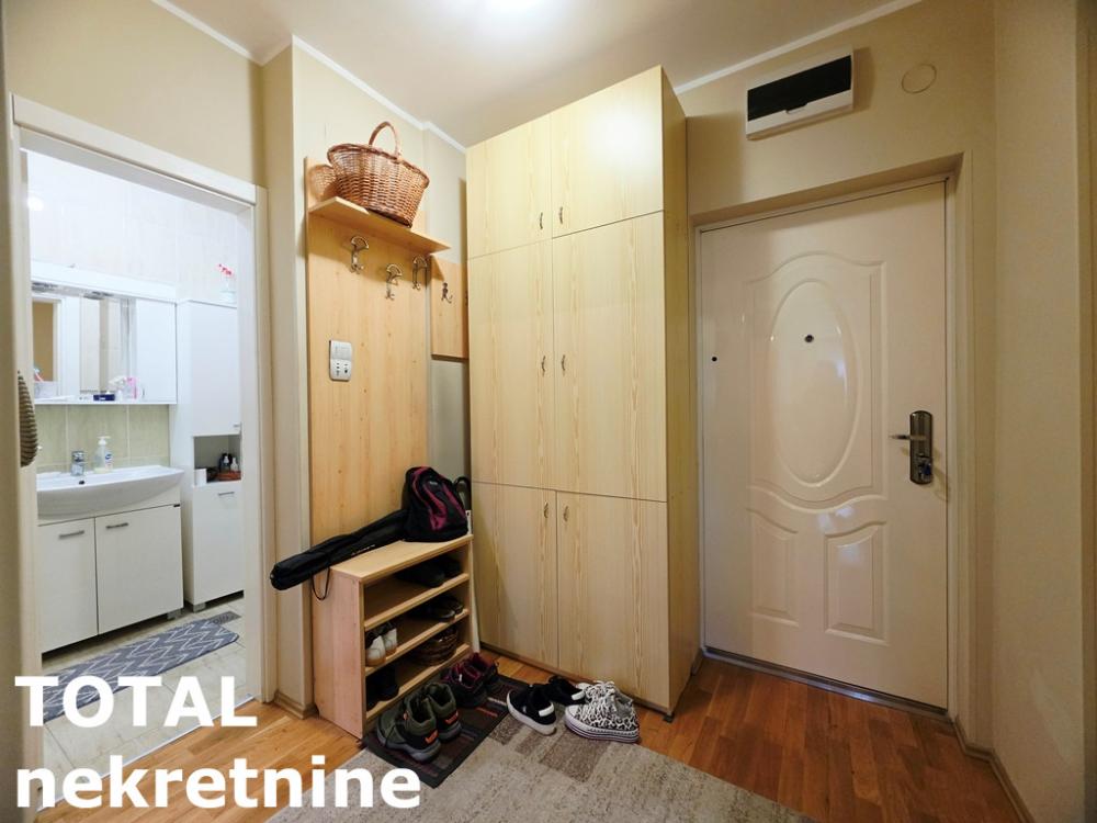 Slika 9 - Stan,NOVI SAD,BULEVAR PATRIJARHA PAVLA,kv: 45.00, € 135000, ID: 1102486