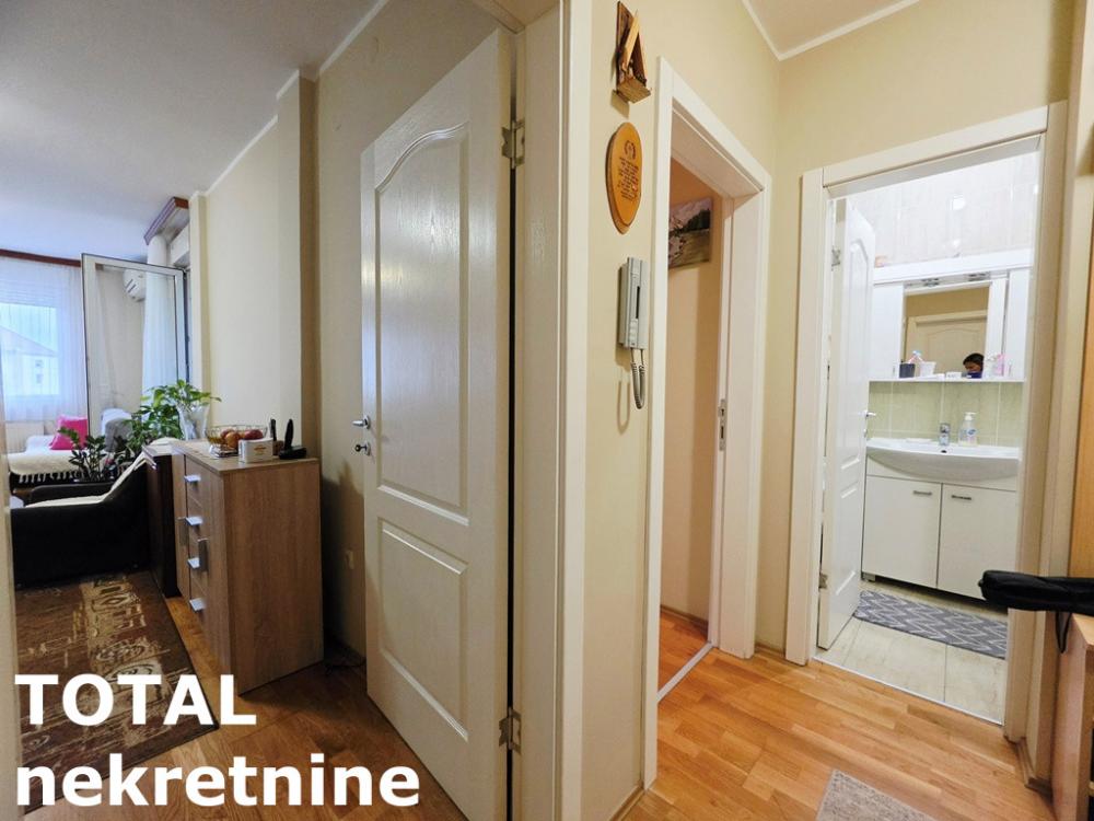 Slika 7 - Stan,NOVI SAD,BULEVAR PATRIJARHA PAVLA,kv: 45.00, € 135000, ID: 1102486