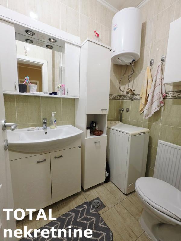 Slika 11 - Stan,NOVI SAD,BULEVAR PATRIJARHA PAVLA,kv: 45.00, € 135000, ID: 1102486