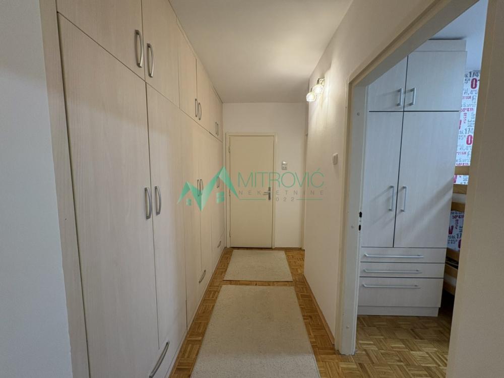 Slika 4 - Komforan trosoban stan na odličnoj lokaciji!