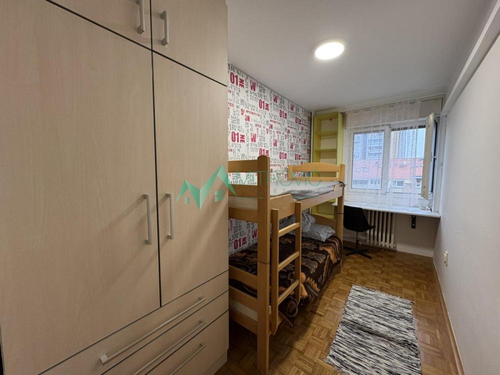 Slika 2 - Komforan trosoban stan na odličnoj lokaciji!