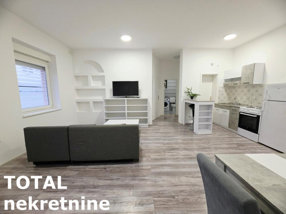 Slika 4 - Stan,NOVI SAD,BULEVAR,kv: 71.00, € 198800, ID: 1102487