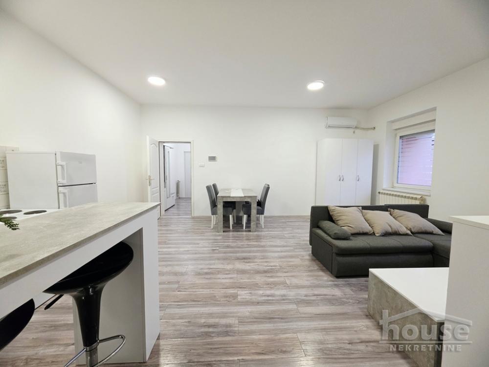 Slika 3 - Stan,NOVI SAD,BULEVAR,kv: 71.00, € 198800, ID: 1065639