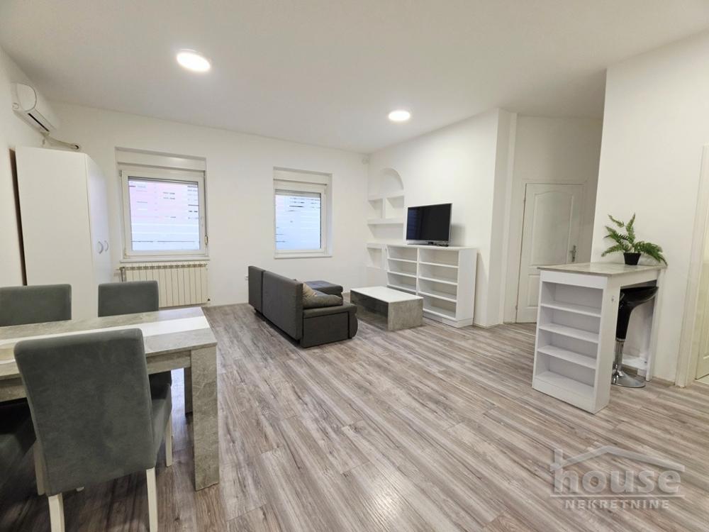 Slika 1 - Stan,NOVI SAD,BULEVAR,kv: 71.00, € 198800, ID: 1065639