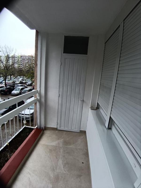 Slika 2 - Dvoiposoban 64m Novi Sad Liman IV renoviran, useljiv uknjizen TOP PONUDA