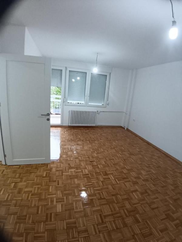 Slika 3 - Dvoiposoban 64m Novi Sad Liman IV renoviran, useljiv uknjizen TOP PONUDA