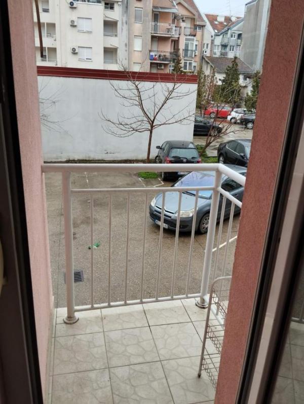 Slika 2 - Jednosoban komforan stan u Hadži Ruvimovoj