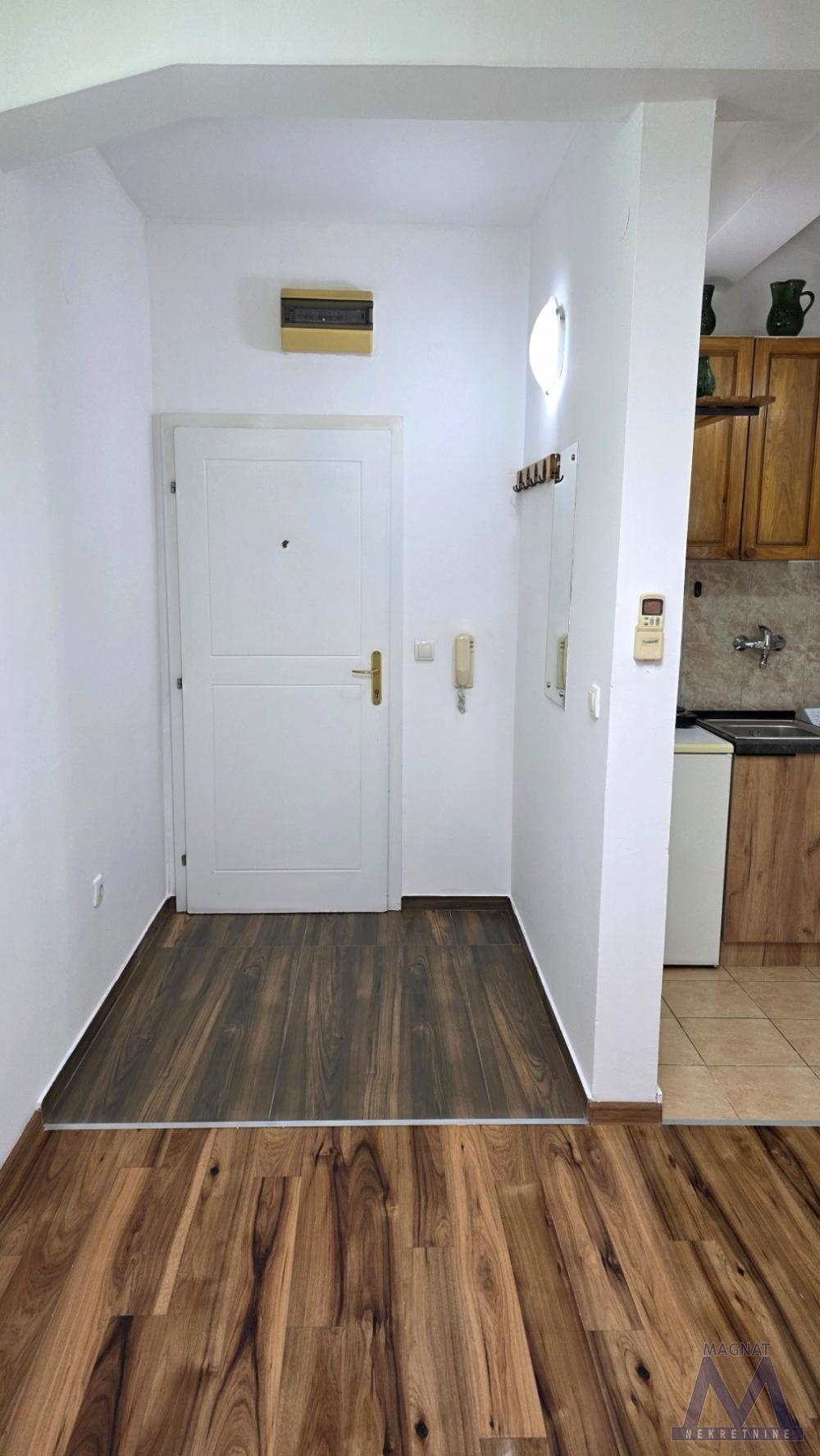 Slika 4 - Stan,NOVI SAD,SATELIT,kv: 22, € 51500, ID: 1019336