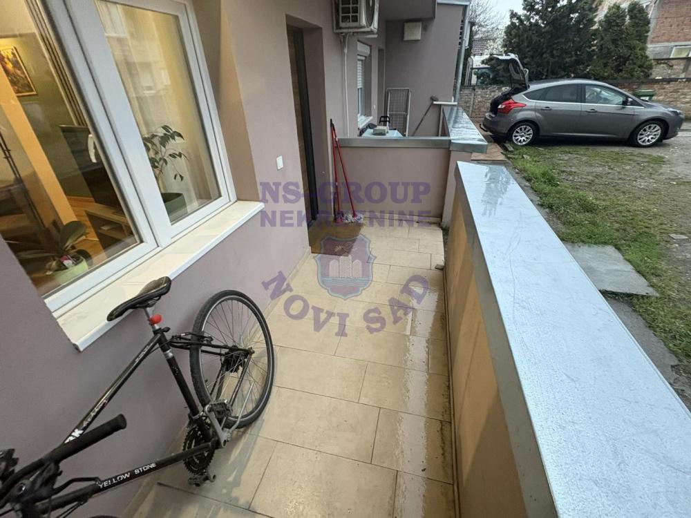 Slika 1 - Dvosoban, 38m2, Adice Novi Sad, sa terasom