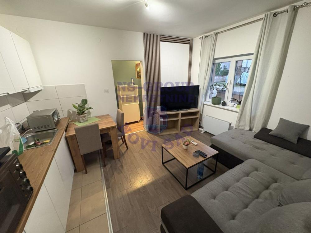 Slika 7 - Dvosoban, 38m2, Adice Novi Sad, sa terasom