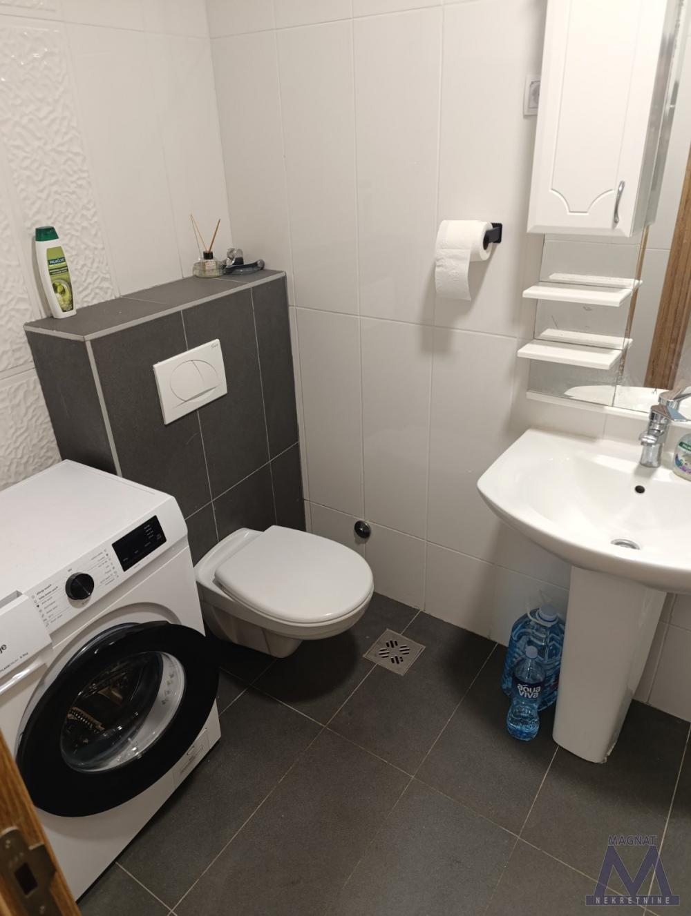 Slika 7 - Stan,NOVI SAD,SALAJKA,kv: 59, € 162750, ID: 1019337