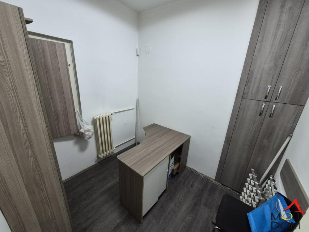 Slika 6 - Stan,NOVI SAD,CENTAR,kv: 29, € 82400, ID: 1032041