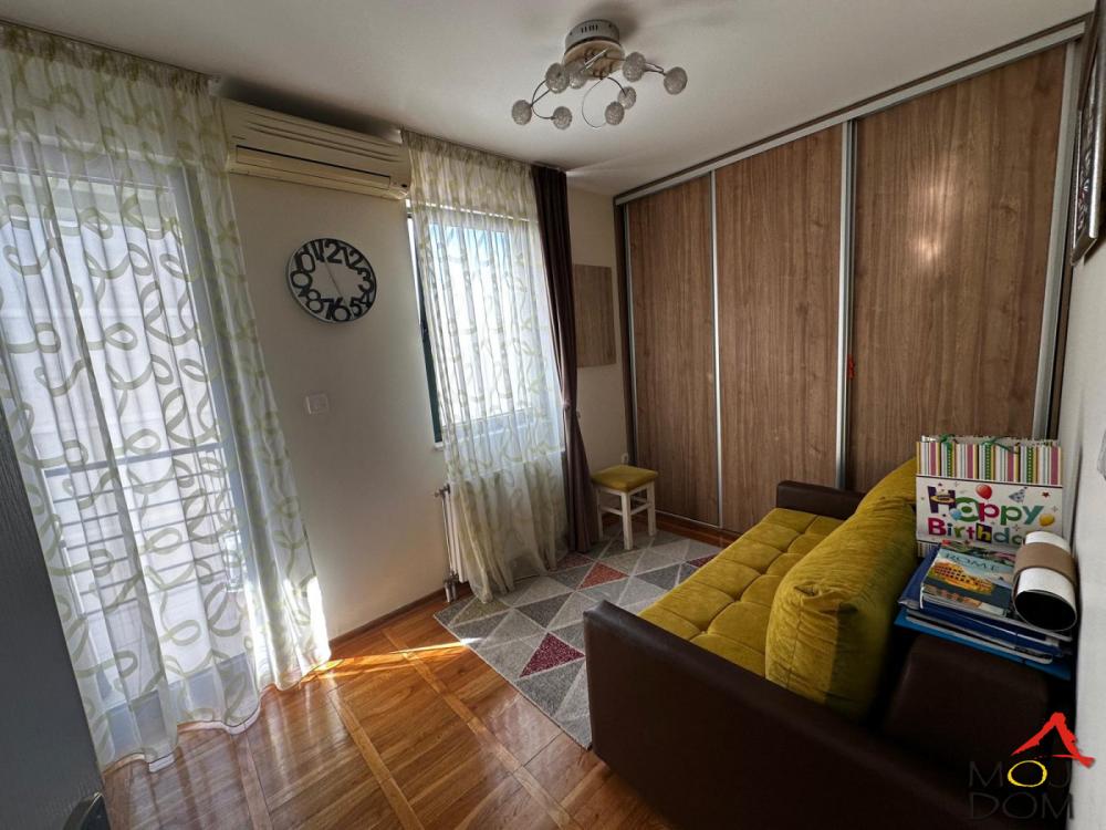 Slika 3 - Stan,NOVI SAD,GRBAVICA,kv: 116, € 334550, ID: 1031978