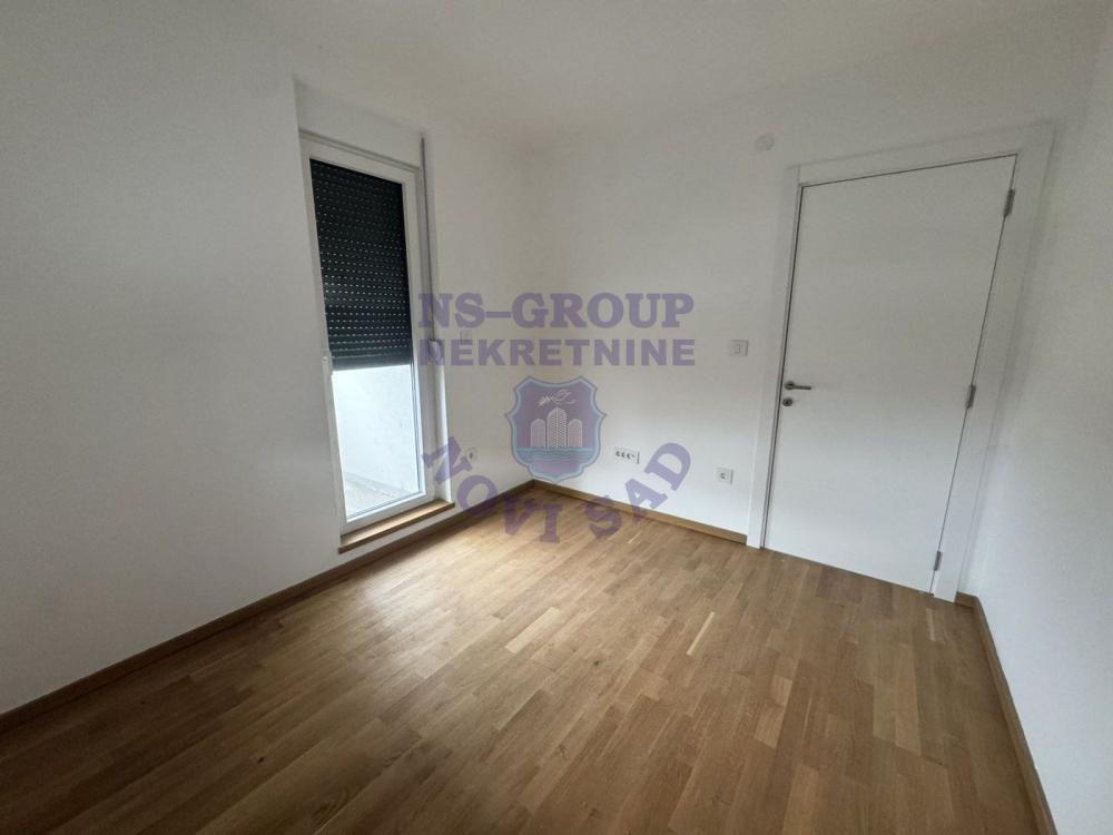 Slika 5 - Nov, odličan četvorosoban stan na Bulevaru patrijarha Pavla