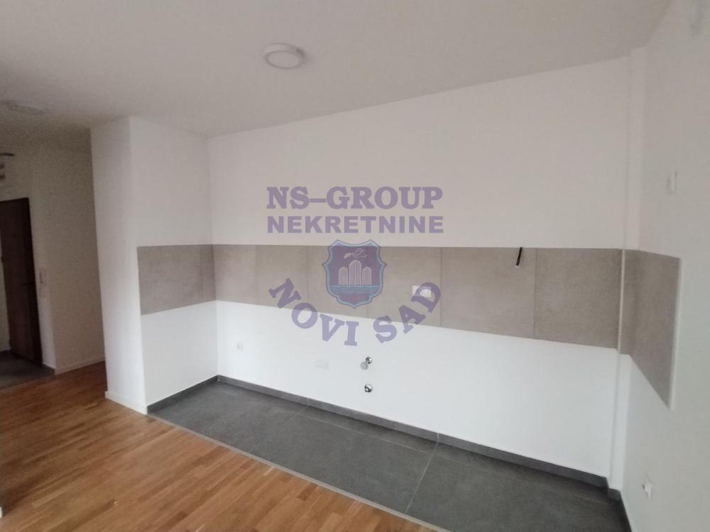 Slika 3 - Dvoiposoban stan na grbavici u novogradnji 