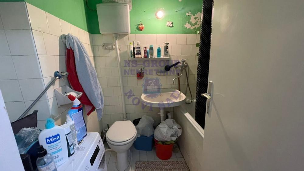 Slika 10 - Odličan četvorosoban stan na Limanu 4