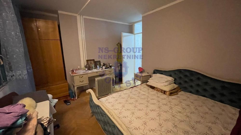 Slika 7 - Odličan četvorosoban stan na Limanu 4