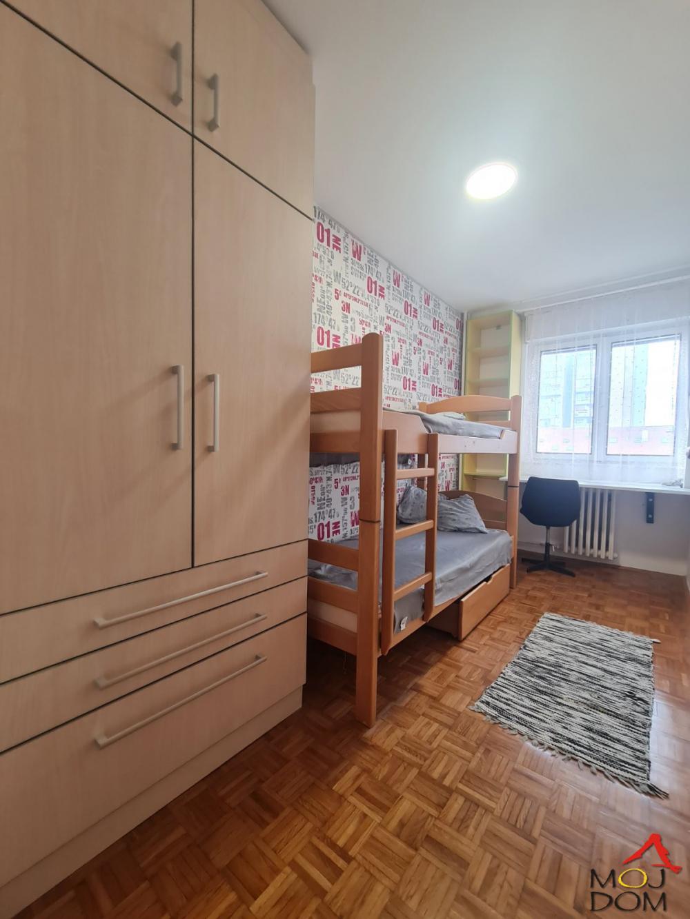 Slika 7 - Stan,NOVI SAD,LIMAN 3,kv: 74, € 205800, ID: 1032035