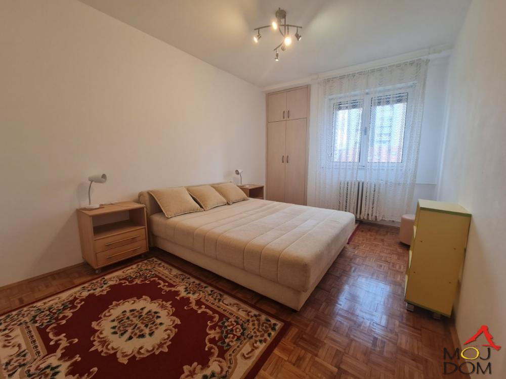 Slika 4 - Stan,NOVI SAD,LIMAN 3,kv: 74, € 205800, ID: 1032035