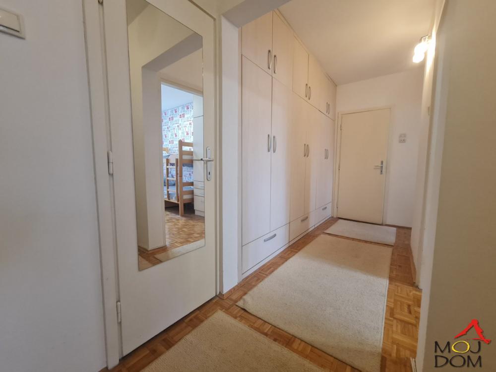 Slika 11 - Stan,NOVI SAD,LIMAN 3,kv: 74, € 205800, ID: 1032035