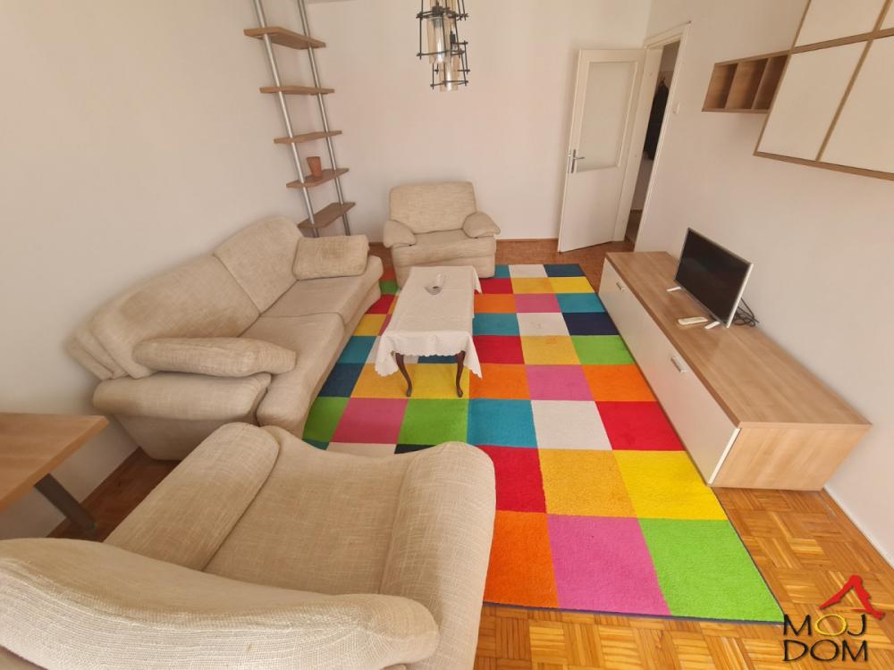 Slika 3 - Stan,NOVI SAD,LIMAN 3,kv: 74, € 205800, ID: 1032035