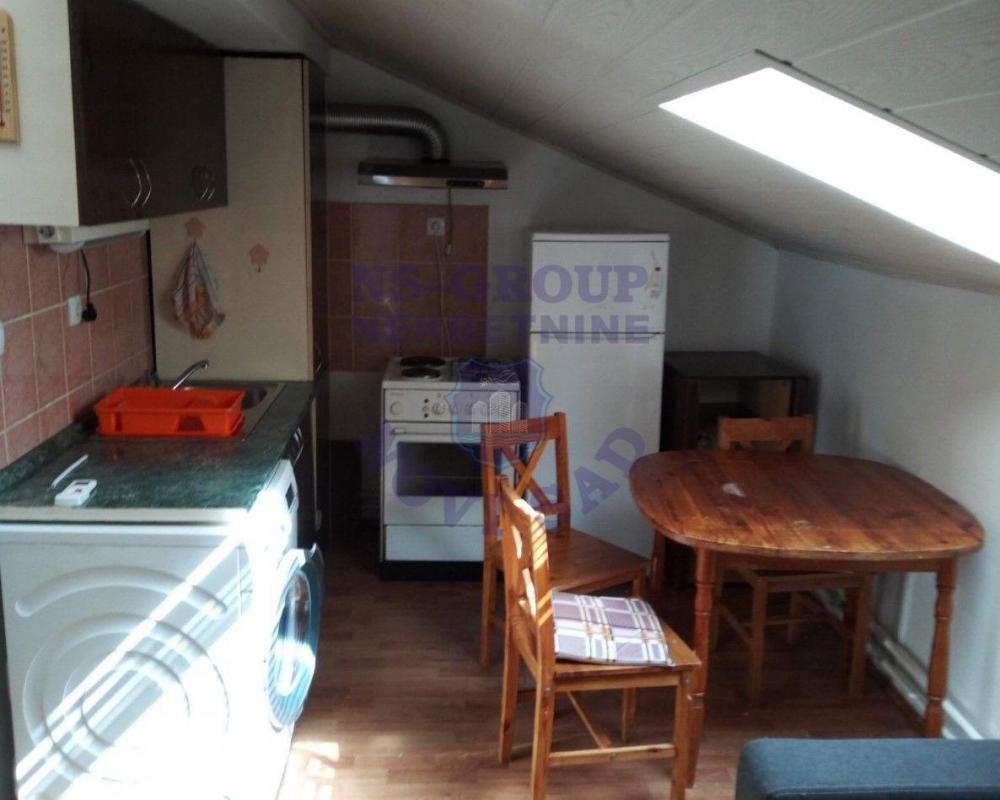 Slika 2 - Š:567213 Jednoiposoban - Socijalno