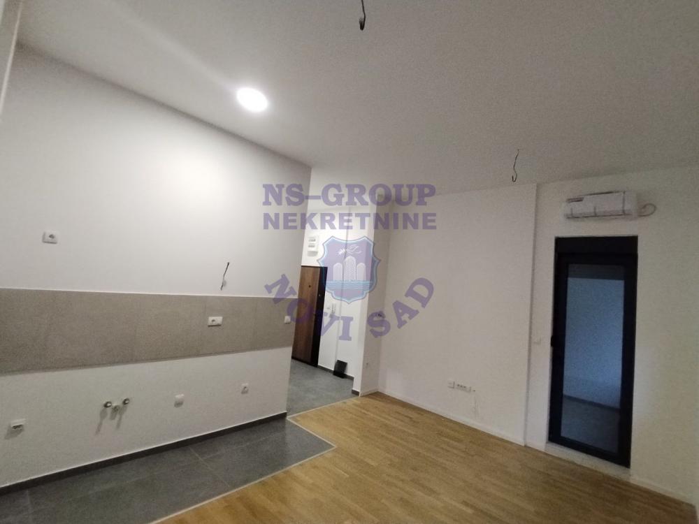 Slika 4 - Prodaja stana, 32m2, Grbavica Novi Sad, sa terasom