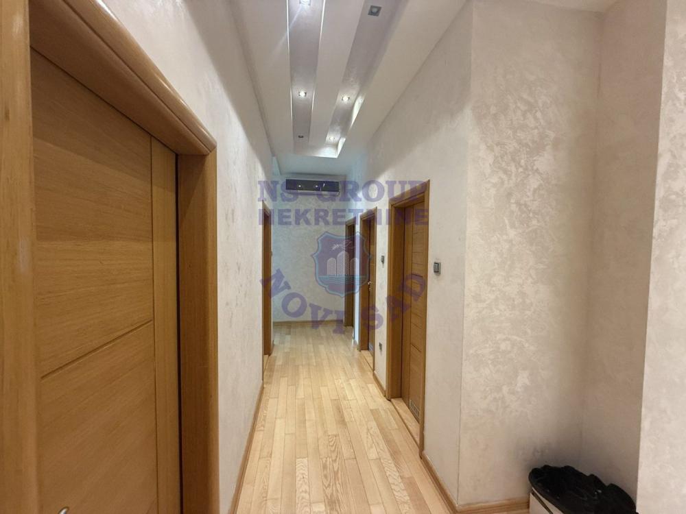 Slika 2 - Četvorosoban, 127m2, sa terasom, ima lift