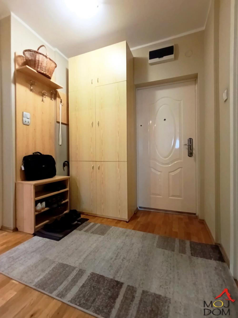 Slika 6 - Stan,NOVI SAD,SOMBORSKI BULEVAR,kv: 45, € 139050, ID: 1032068