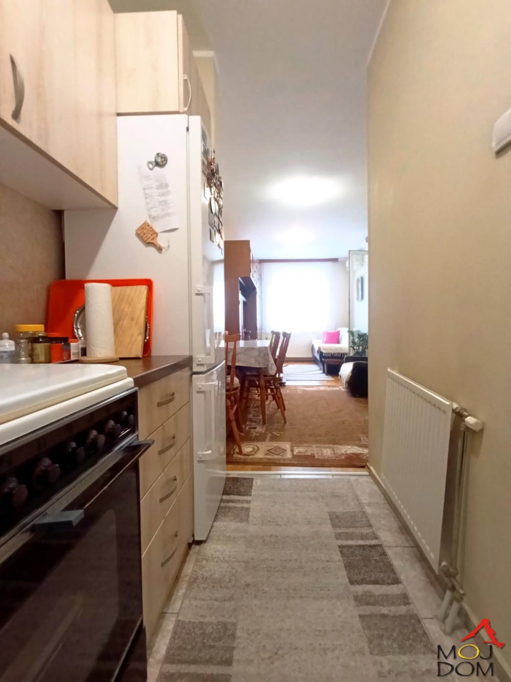 Slika 3 - Stan,NOVI SAD,SOMBORSKI BULEVAR,kv: 45, € 139050, ID: 1032068