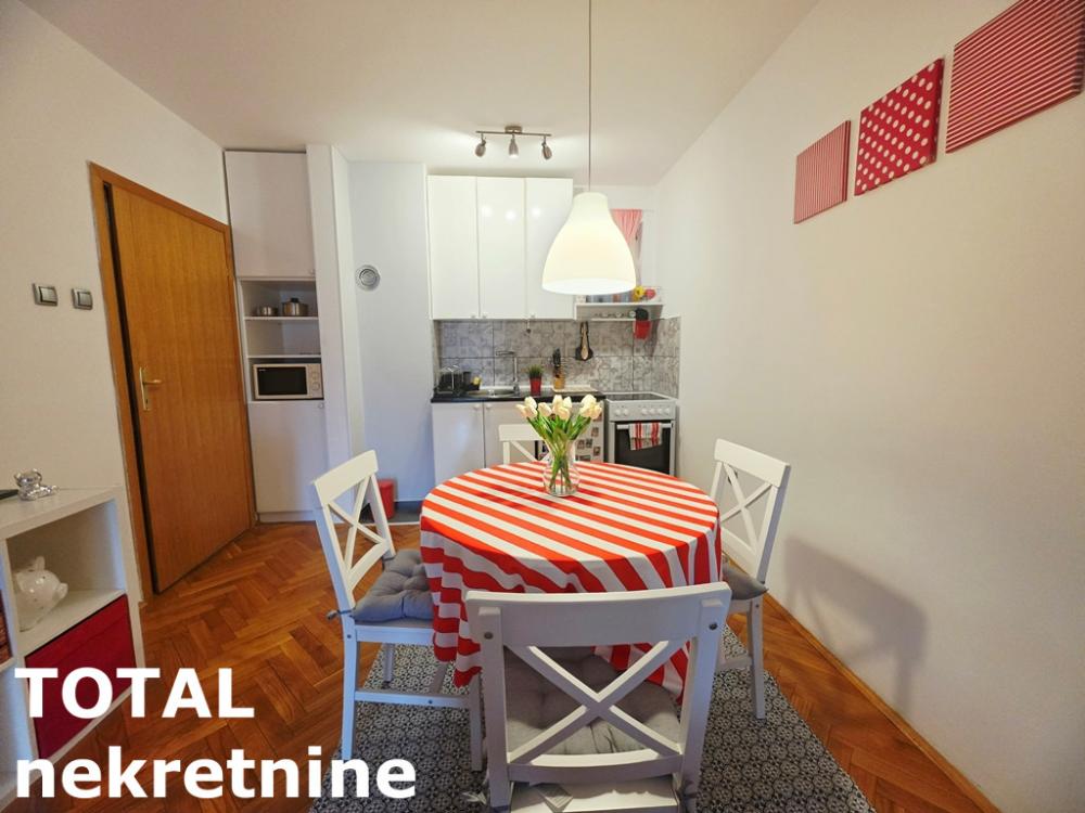 Slika 5 - Stan,NOVI SAD,CARA DUSANA,kv: 61.00, € 149000, ID: 1102025