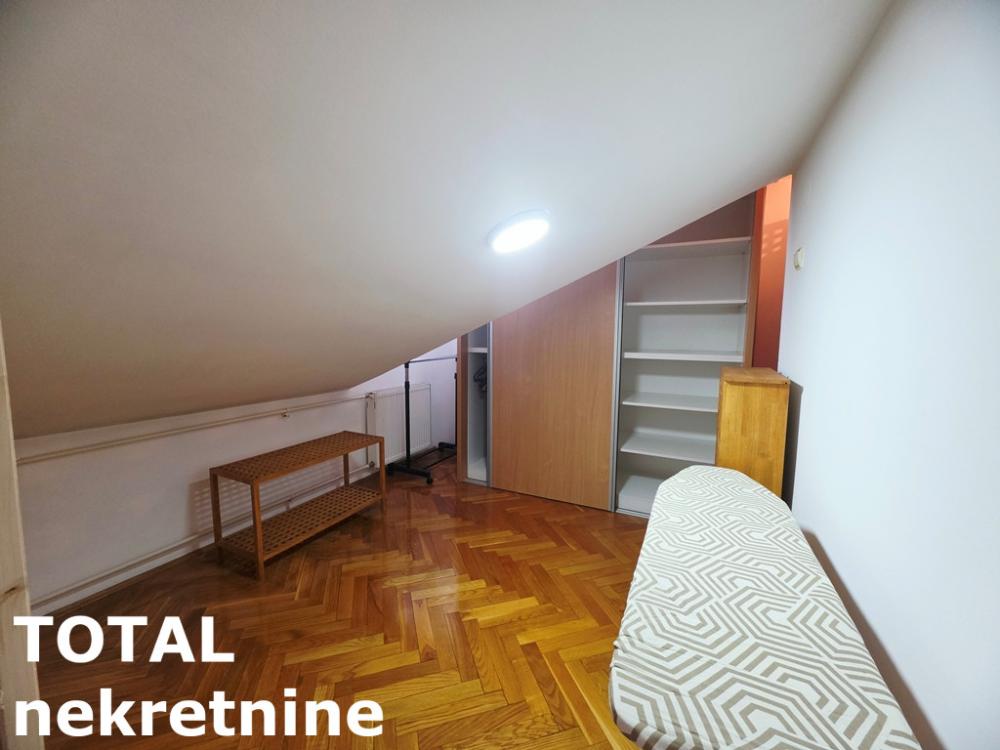 Slika 11 - Stan,NOVI SAD,CARA DUSANA,kv: 61.00, € 149000, ID: 1102025