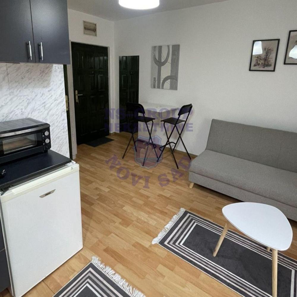 Glavna slika -Prodaja stana, 22m2, Novi Sad centar Novi Sad, sa terasom