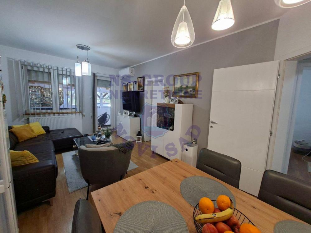 Slika 1 - Trosoban, 67m2, Adice Novi Sad