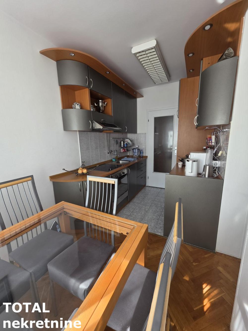 Slika 2 - Stan,NOVI SAD,SAJAM,kv: 49.00, € 160000, ID: 1101368