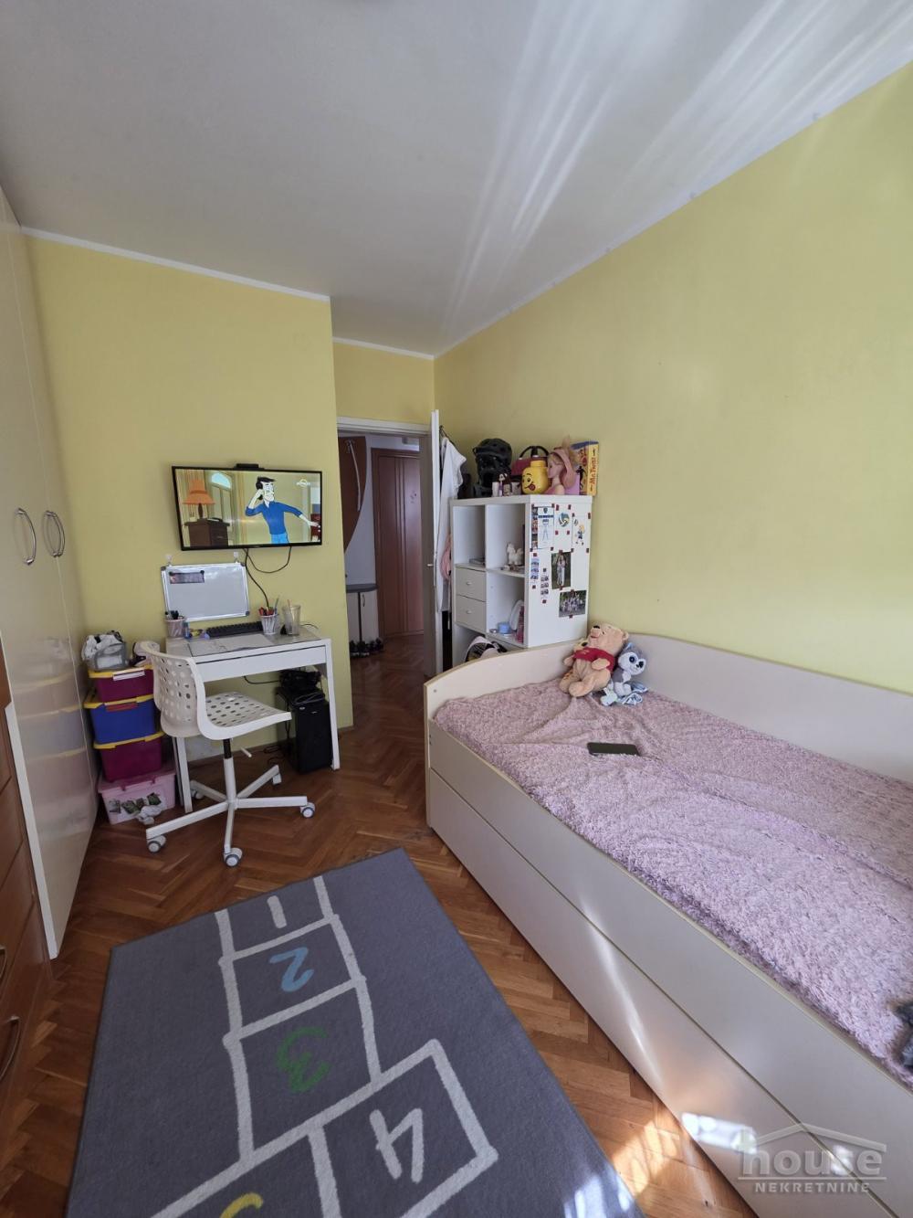 Slika 4 - Stan,NOVI SAD,SAJAM,kv: 49.00, € 160000, ID: 1064520