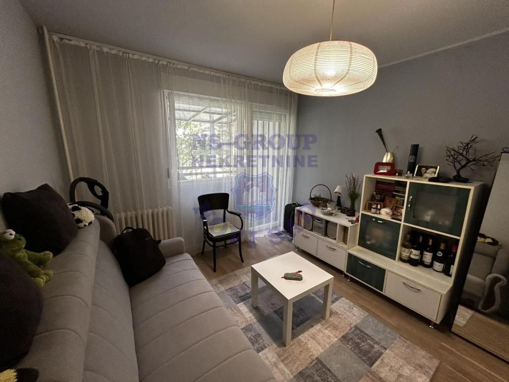 Slika 3 - Odlican trosoban stan na Novom Naselju!