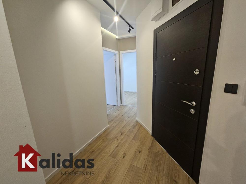 Slika 7 - Stan,NOVI SAD,CENTAR,kv: 58, € 200850, ID: 1008532