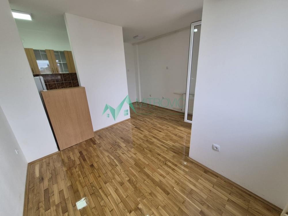 Slika 2 - Renovirana garsonjera na Novom Naselju 