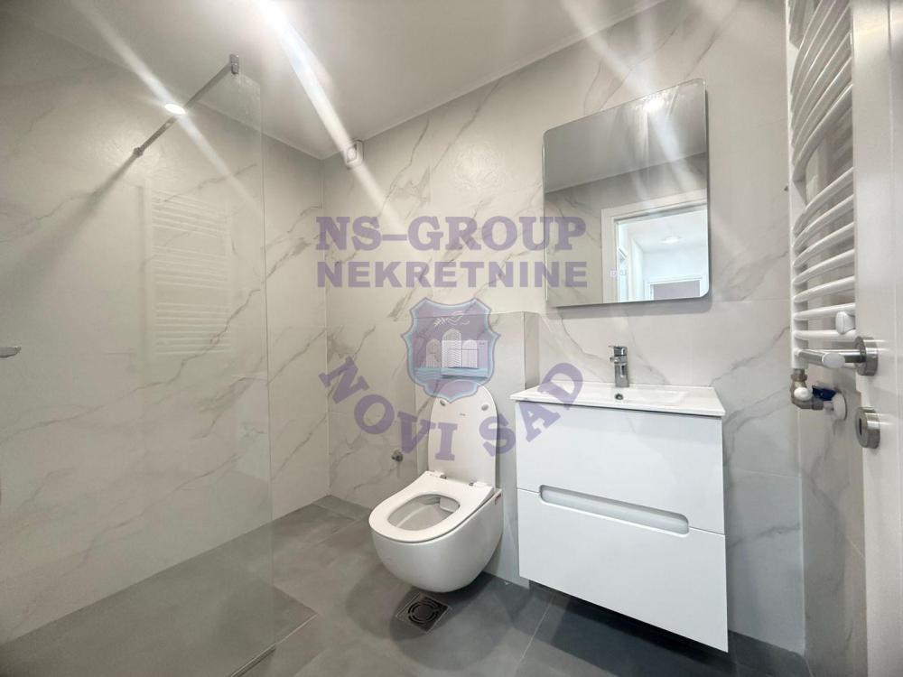 Slika 7 - Trosoban, 79m2, Podbara Novi Sad, sa terasom, ima lift