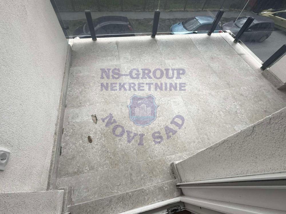 Slika 9 - Trosoban, 79m2, Podbara Novi Sad, sa terasom, ima lift