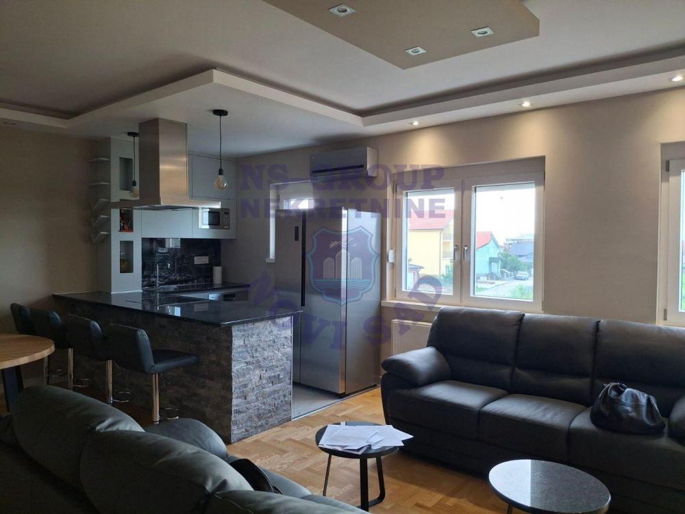 Slika 3 - Odličan dvoiposoban stan na Tatarskom brdu!