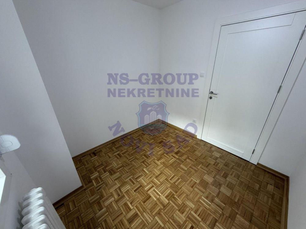 Slika 5 - Predstavljamo vam kompletno renoviran dvoiposoban stan od 64 m², smešten na idealnom prvom spratu.