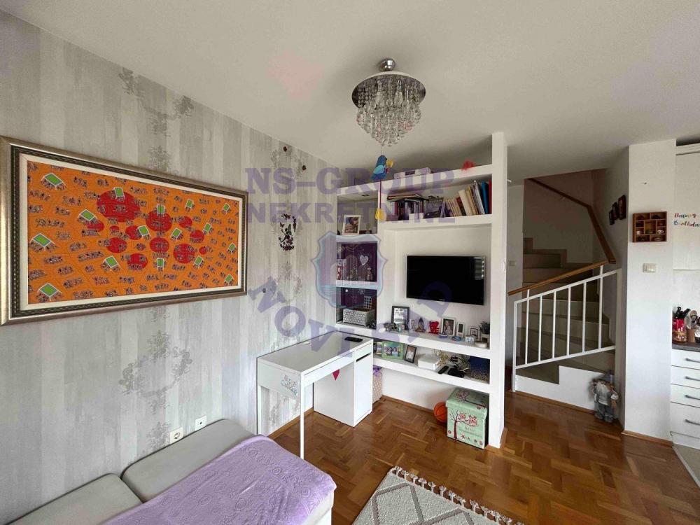 Slika 1 - Trosoban, 66m2, Grbavica Novi Sad, sa terasom