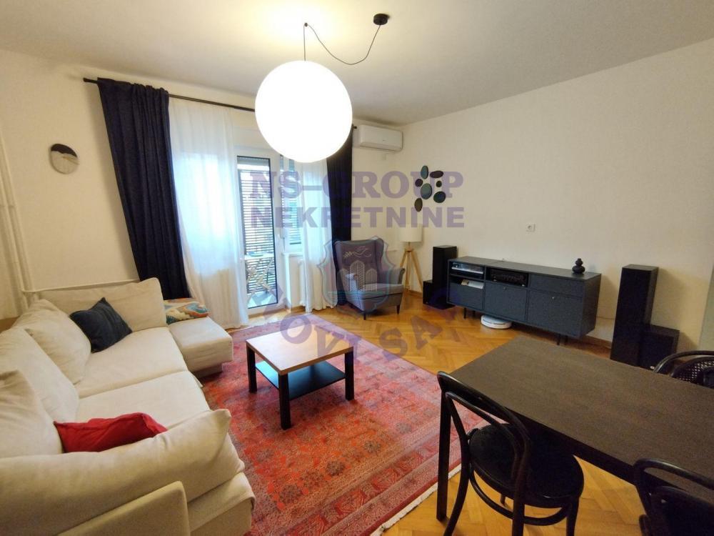 Glavna slika -Prodaja stana, 72m2, Stari grad Novi Sad, sa terasom