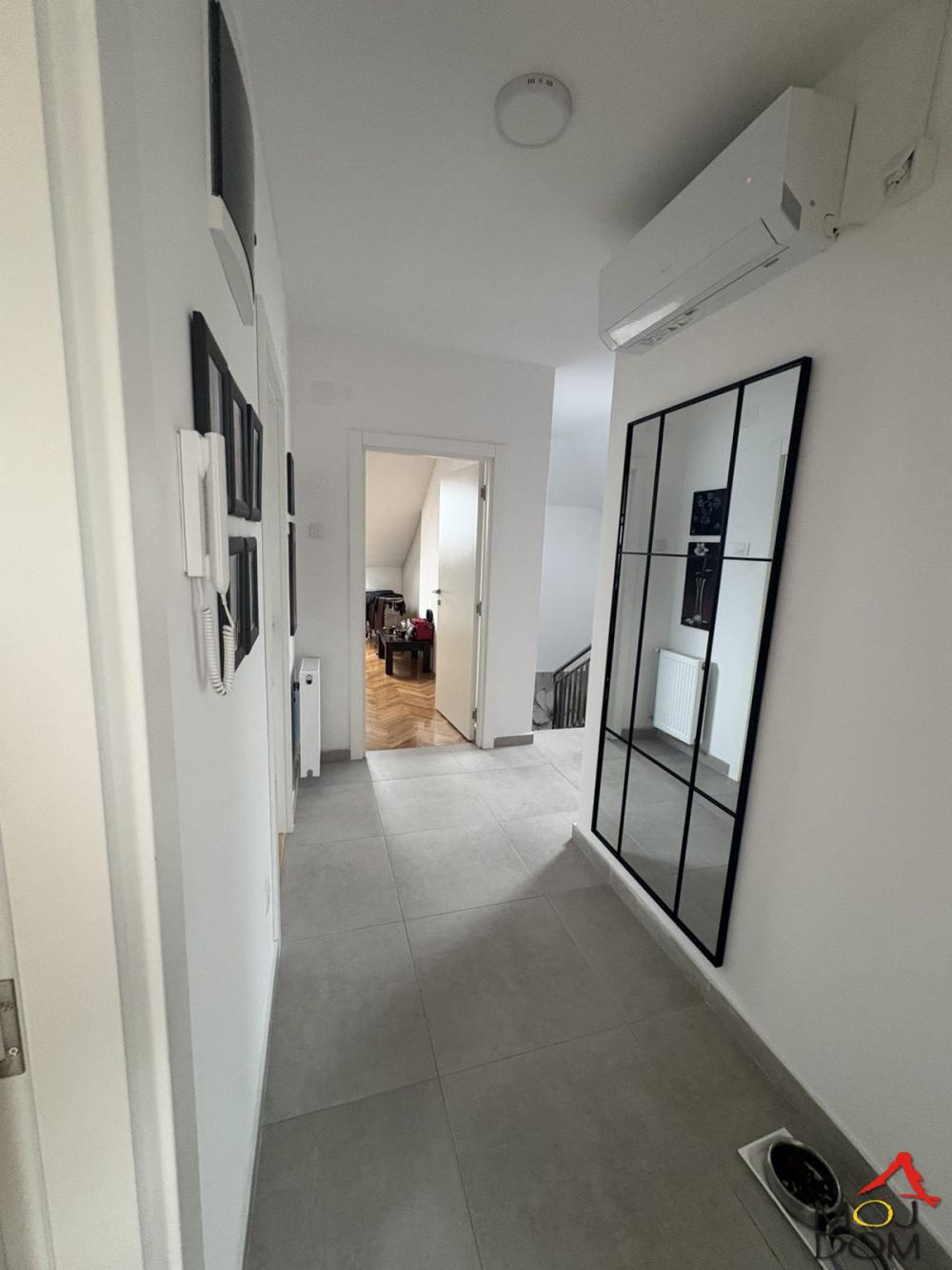 Slika 9 - Stan,NOVI SAD,ŠARENGRAD,kv: 80, € 267800, ID: 1031185