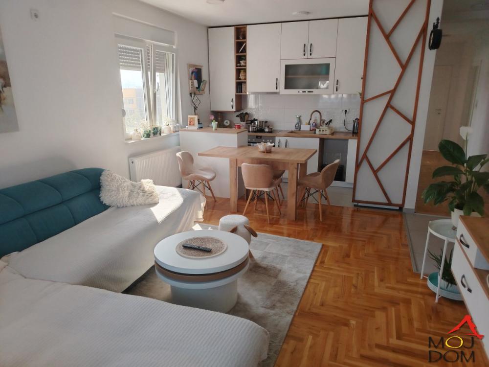 Slika 1 - Stan,NOVI SAD,KLISA,kv: 73, € 150400, ID: 1032048