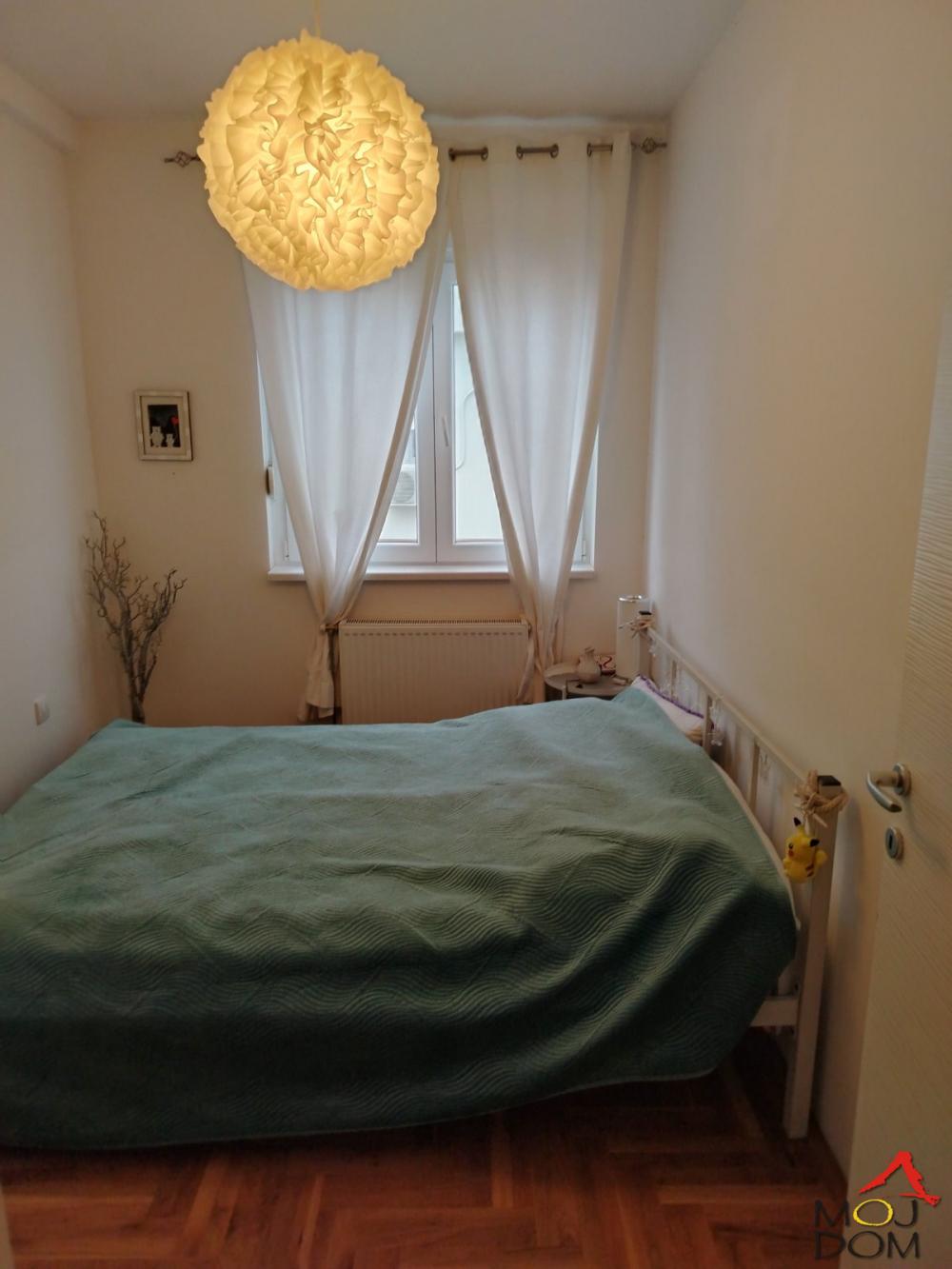 Slika 2 - Stan,NOVI SAD,KLISA,kv: 73, € 150400, ID: 1032048