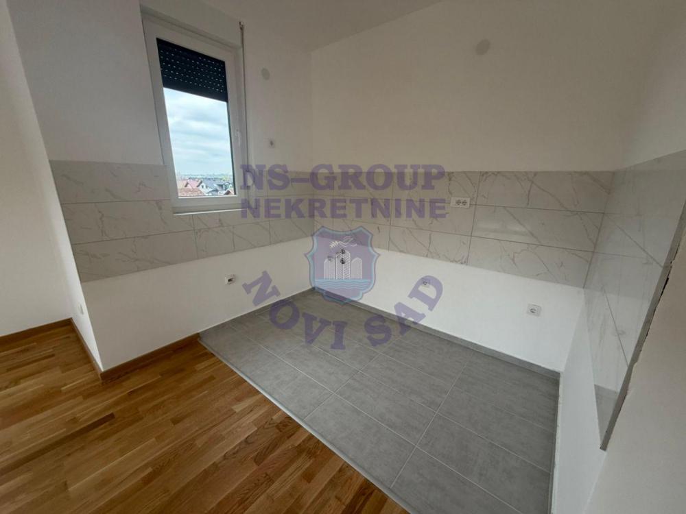 Slika 2 - Troiposoban stan na Adicama