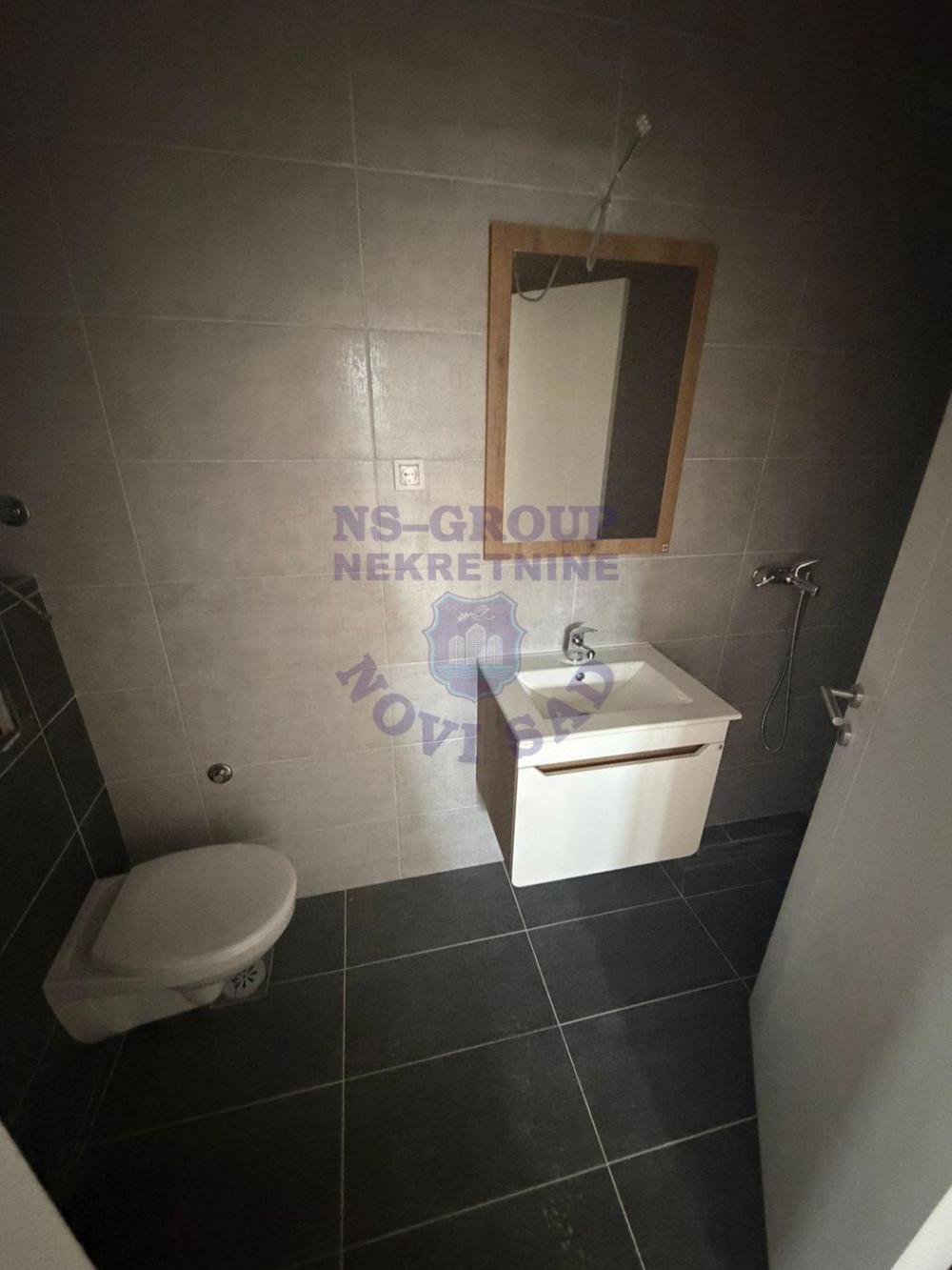 Slika 8 - Troiposoban stan na Adicama